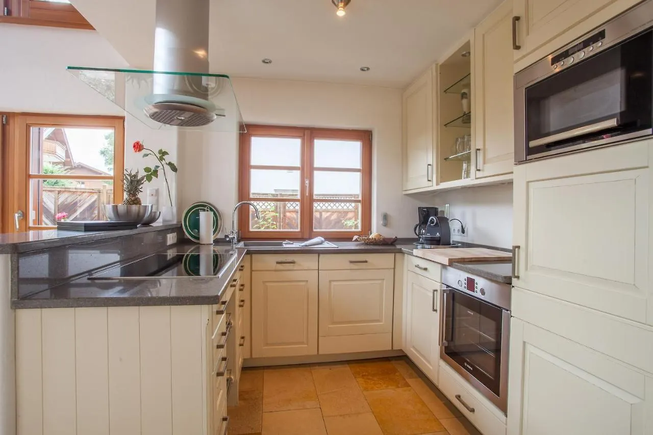 Haus Am Katzenbach Apartment Garmisch-Partenkirchen